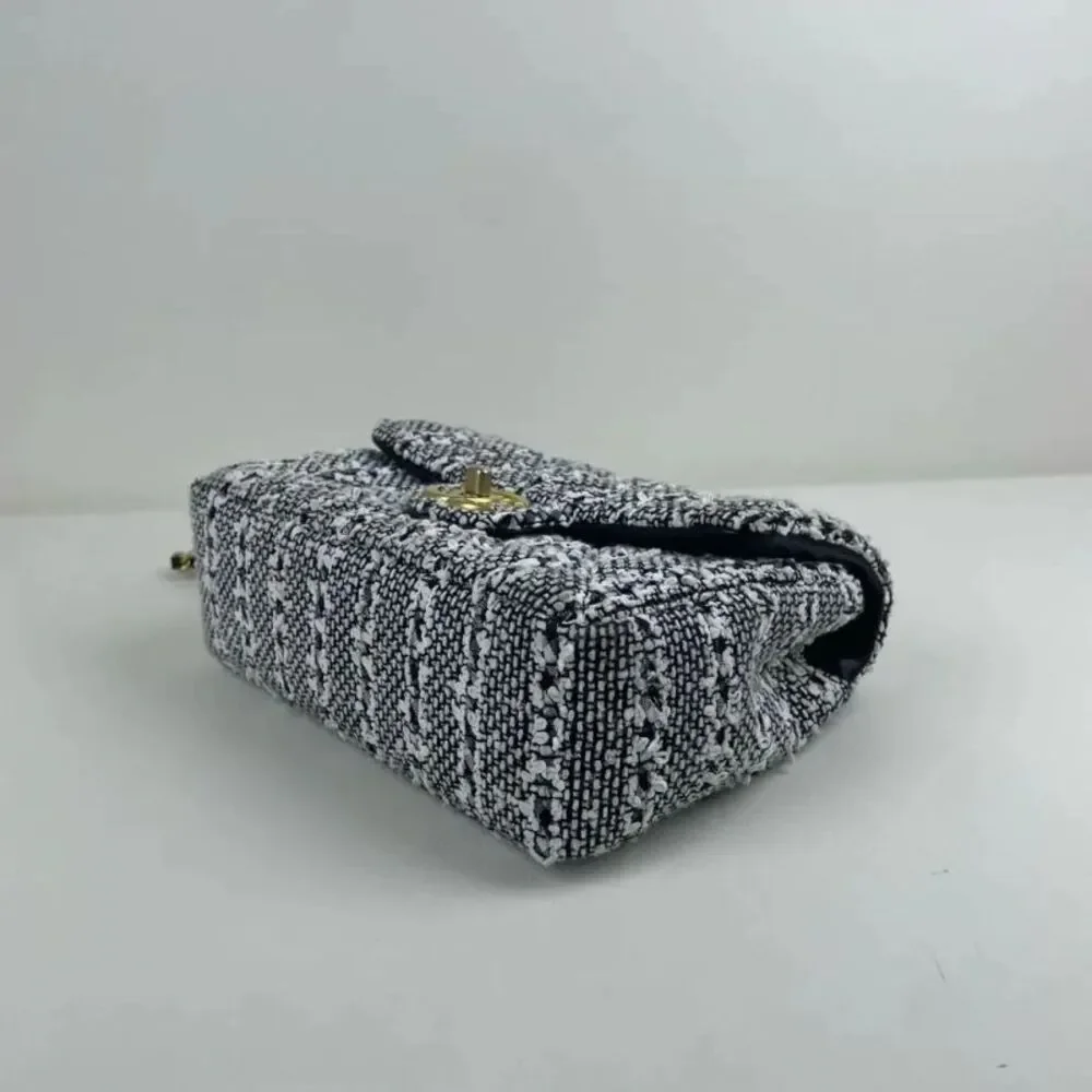 Chanel Women Pre-Loved Bag Very Good Condition